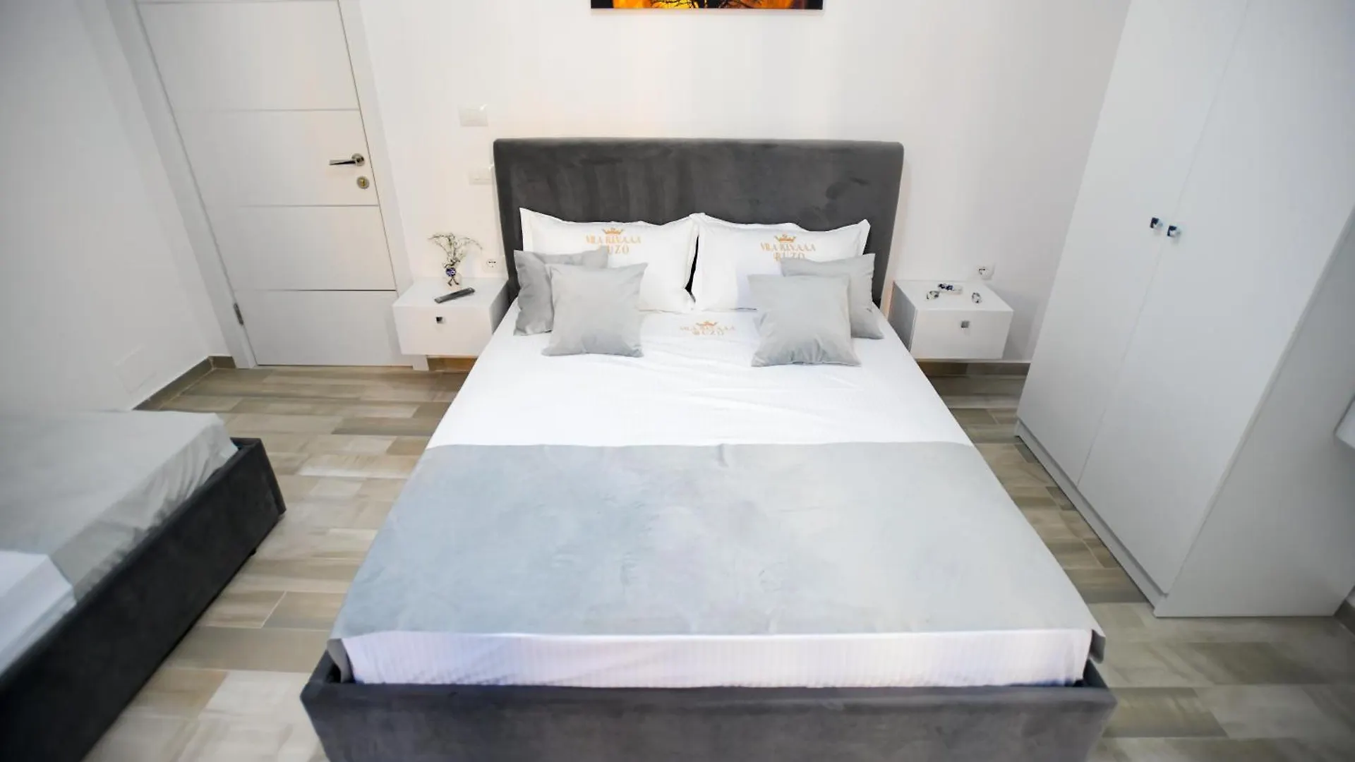 Guest house Vila Rivaaa Berat
